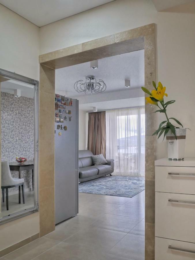 Apartment Travertino *