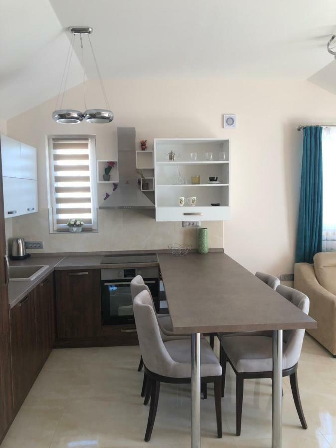 Apartment Travertino